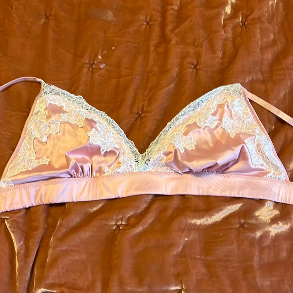 Empress Mimi light pink bralette with lace. NWOT.